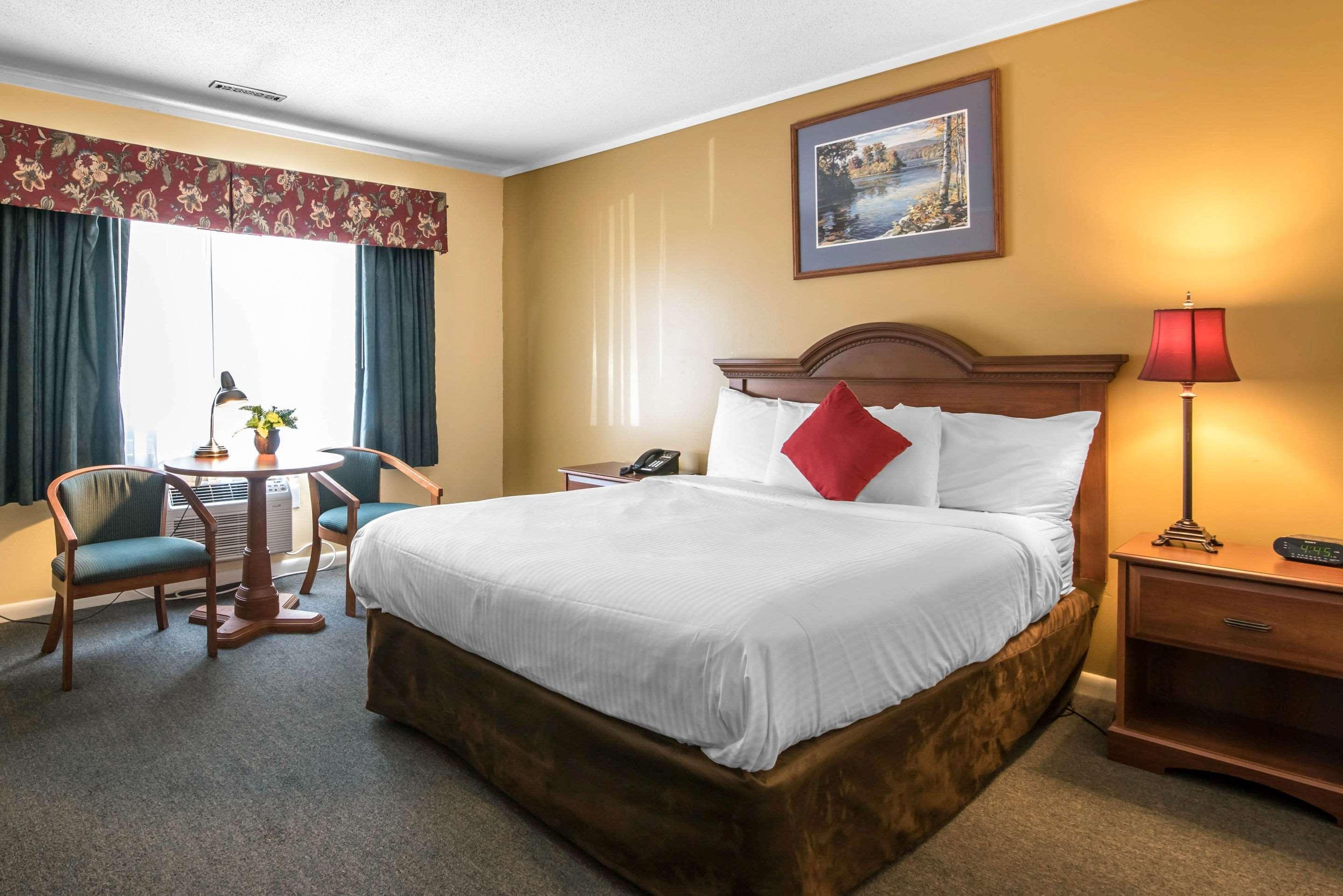 Econo Lodge Inn&Suites Tilton Esterno foto