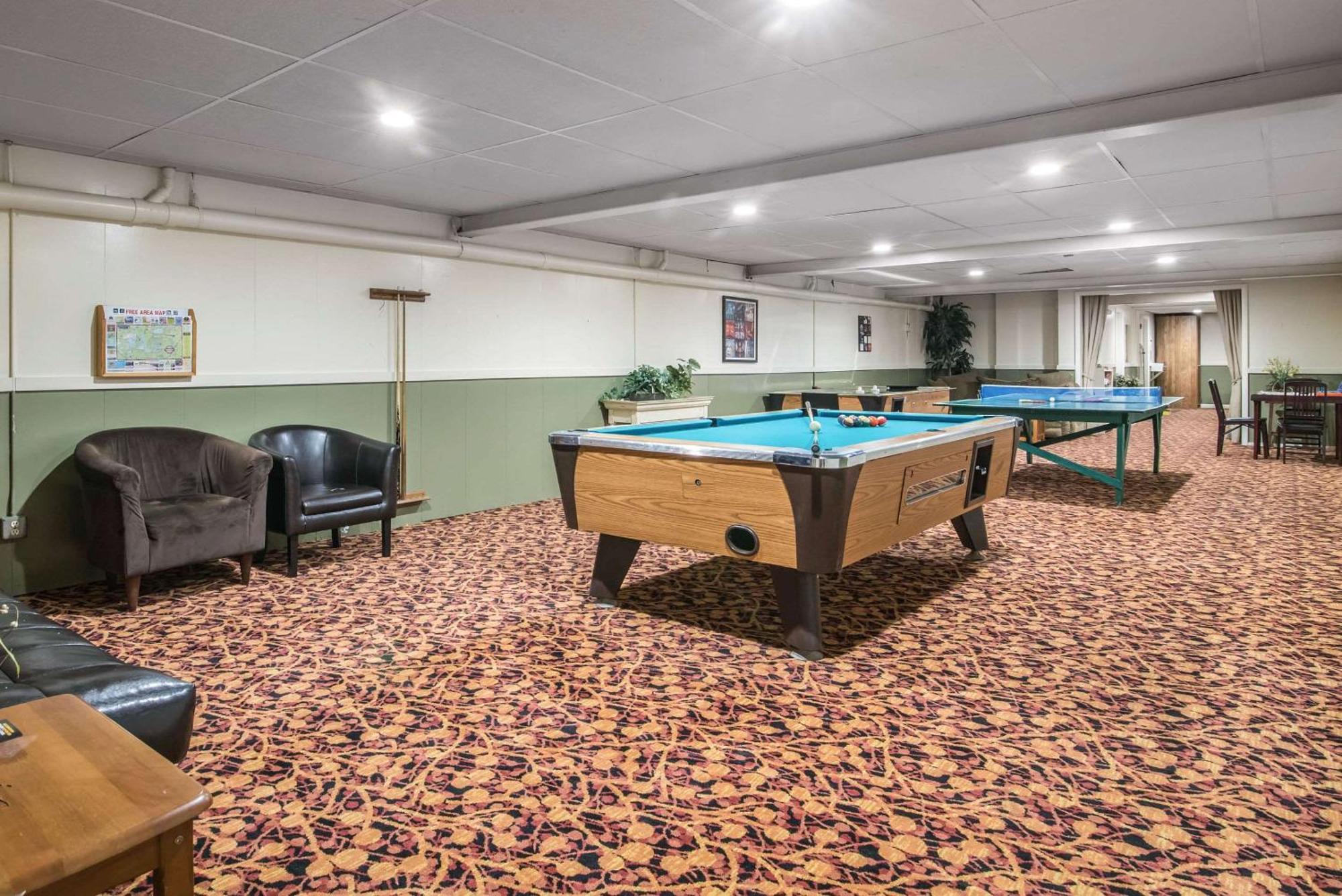 Econo Lodge Inn&Suites Tilton Esterno foto