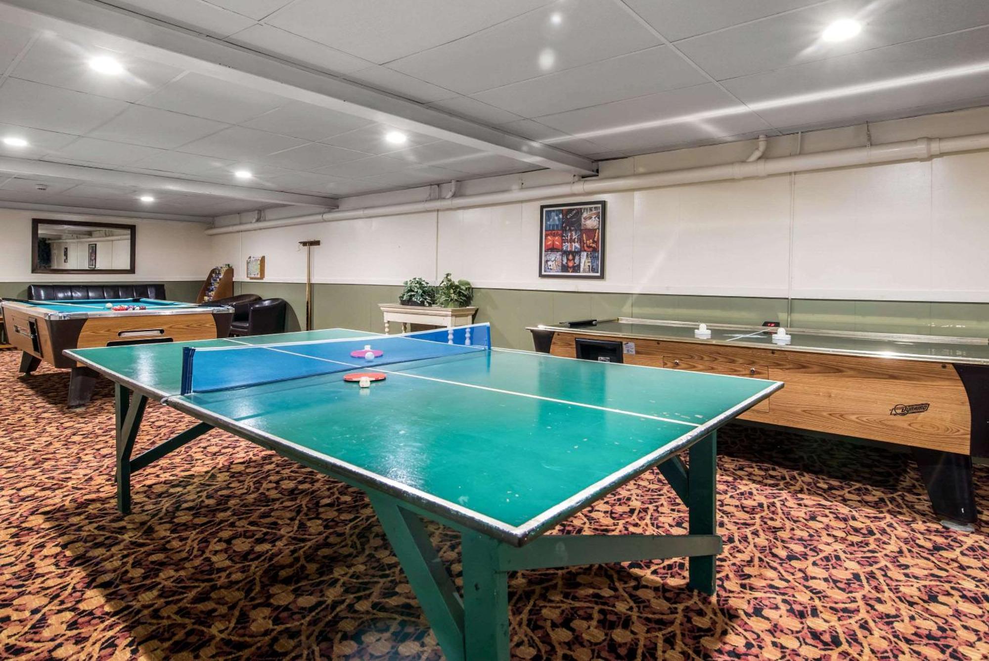 Econo Lodge Inn&Suites Tilton Esterno foto